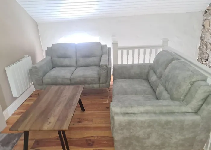2 Bed Townhouse Eyre Square City Centre